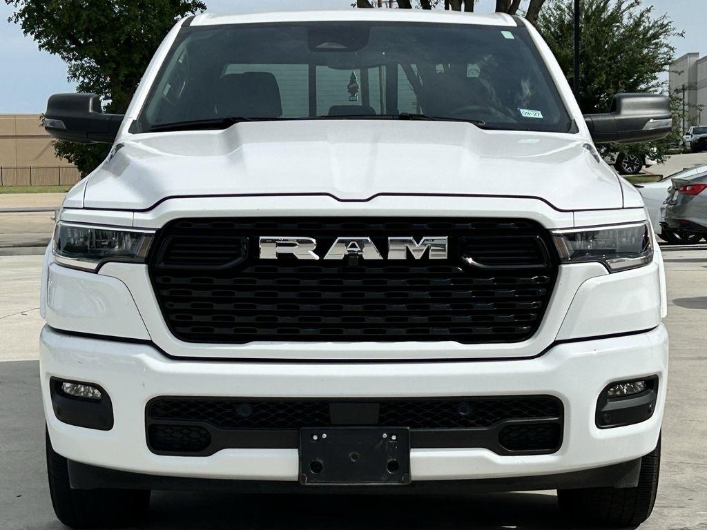 RAM 1500 Lone Star Crew Cab SB 2WD 2026