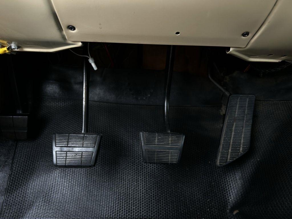 Chevrolet R10 Regular Cab 2WD 1987