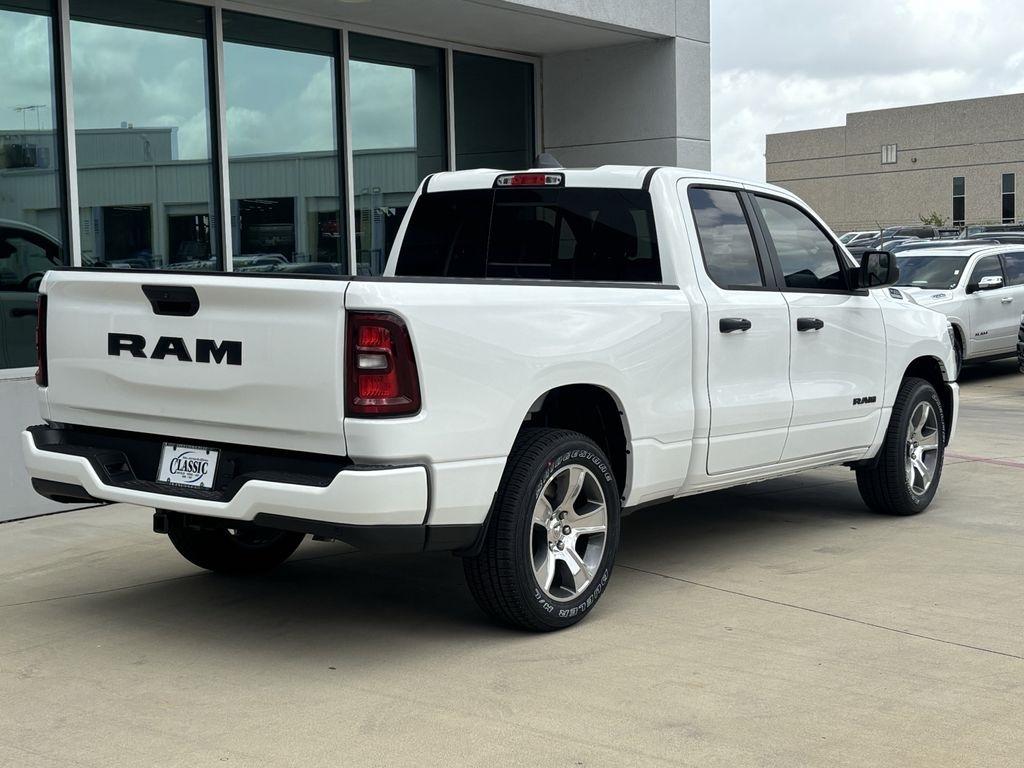 RAM 1500 Tradesman Quad Cab 2WD 2026