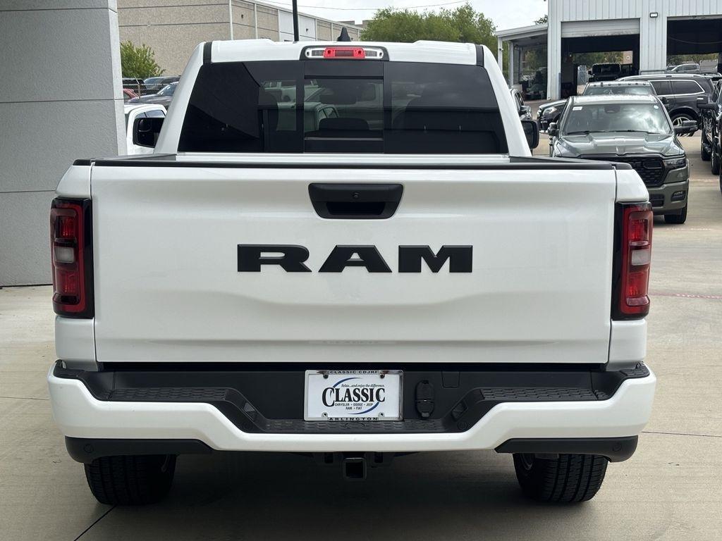 RAM 1500 Tradesman Quad Cab 2WD 2026