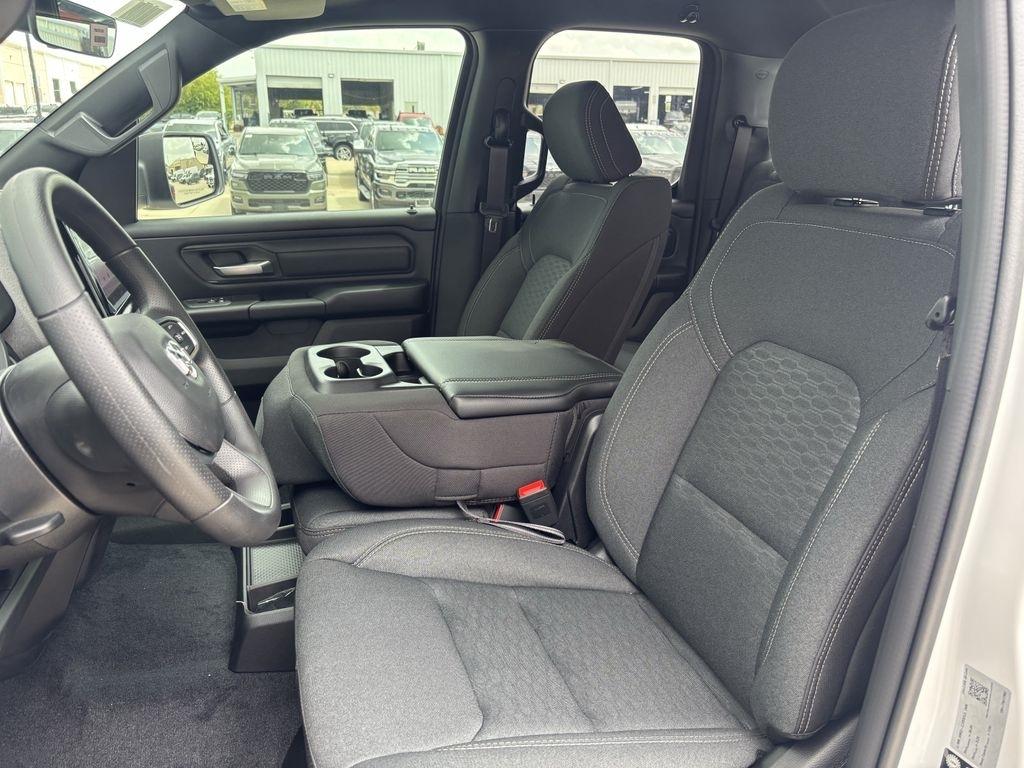 RAM 1500 Tradesman Quad Cab 2WD 2026