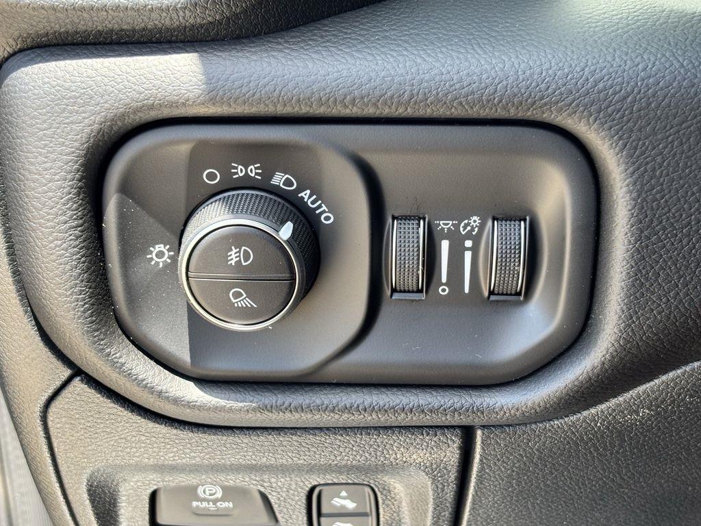 RAM 1500 TRX Crew Cab SB 4WD 2026