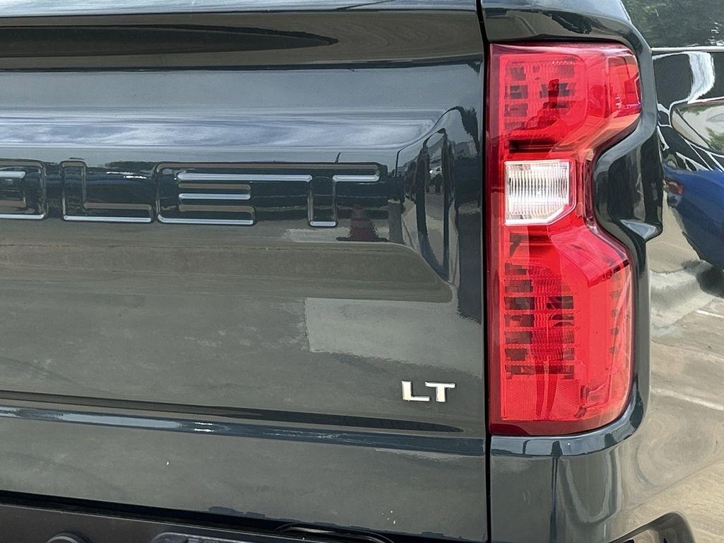 Chevrolet Silverado 1500 LT Crew Cab 2WD 2025