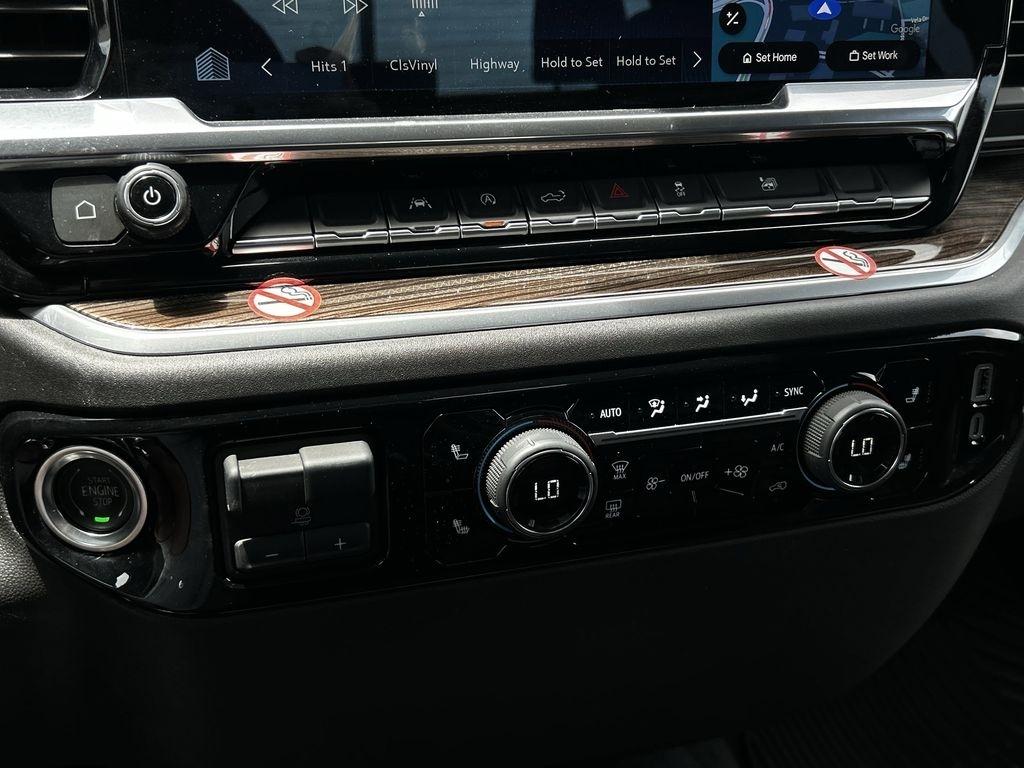 Chevrolet Silverado 1500 LT Crew Cab 2WD 2025