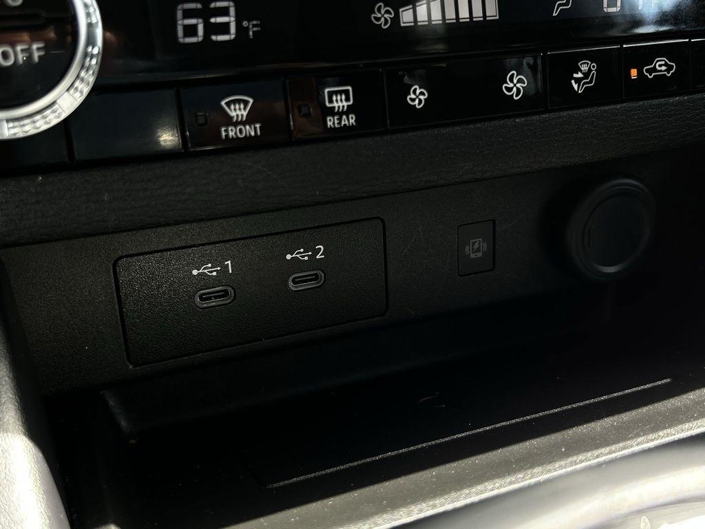 Mitsubishi Outlander SE 2WD 2025