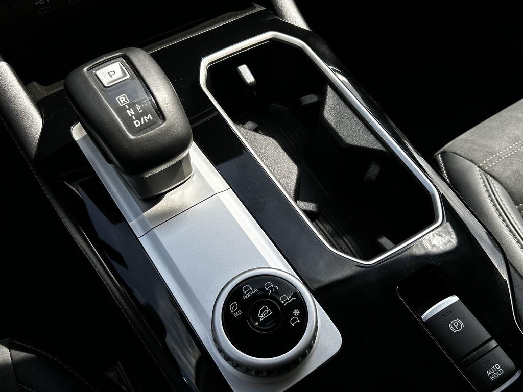 Mitsubishi Outlander SE 2WD 2025