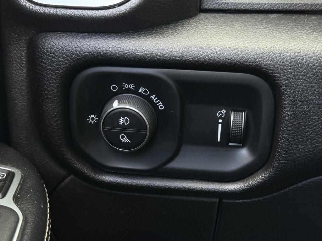 RAM 2500 Tradesman Crew Cab LWB 4WD 2024
