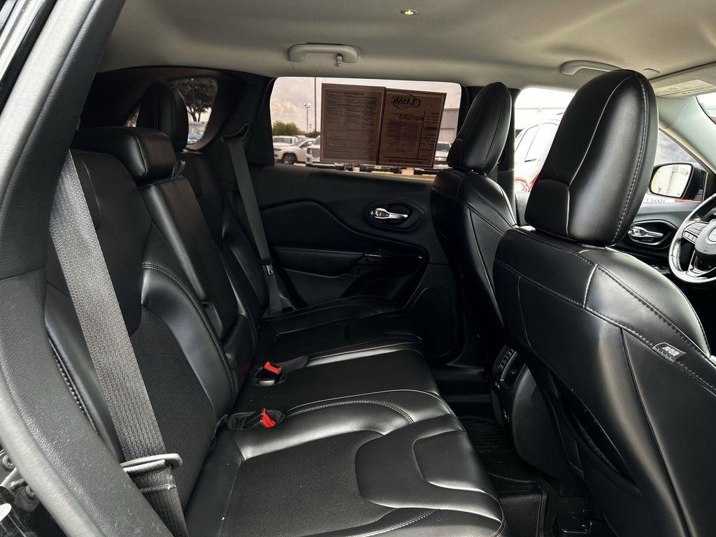Jeep Cherokee Latitude Plus FWD 2021
