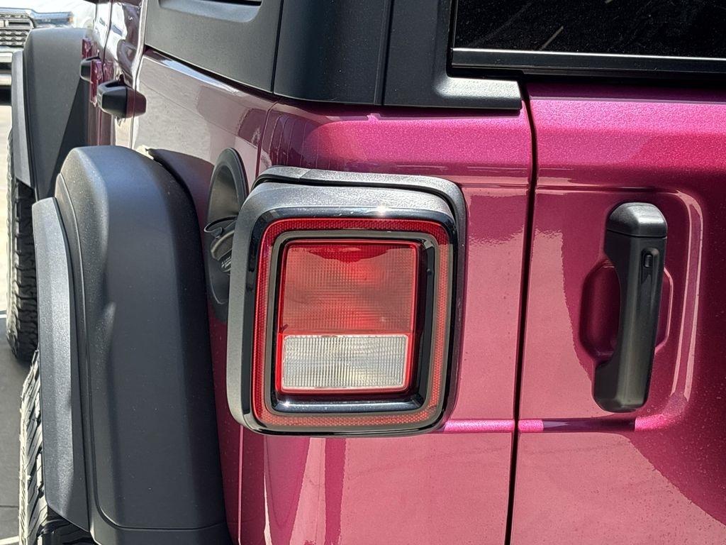 Jeep Wrangler Sport 4-Door 2026