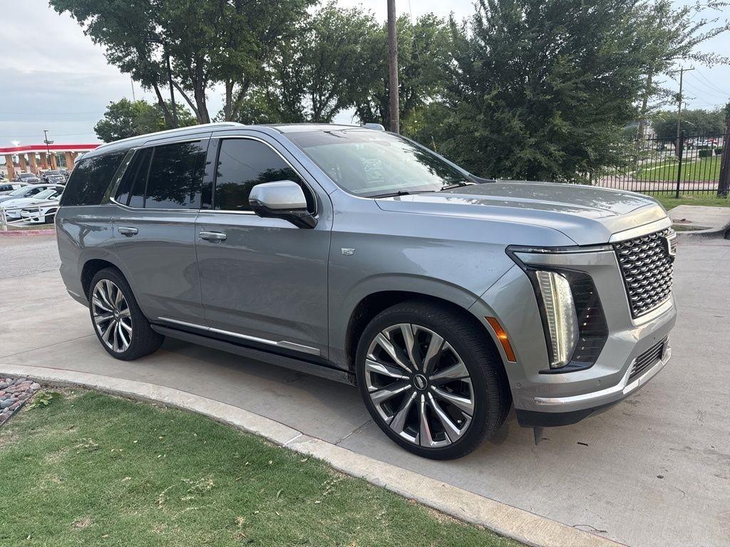 Cadillac Escalade Luxury Touring 4WD 2026