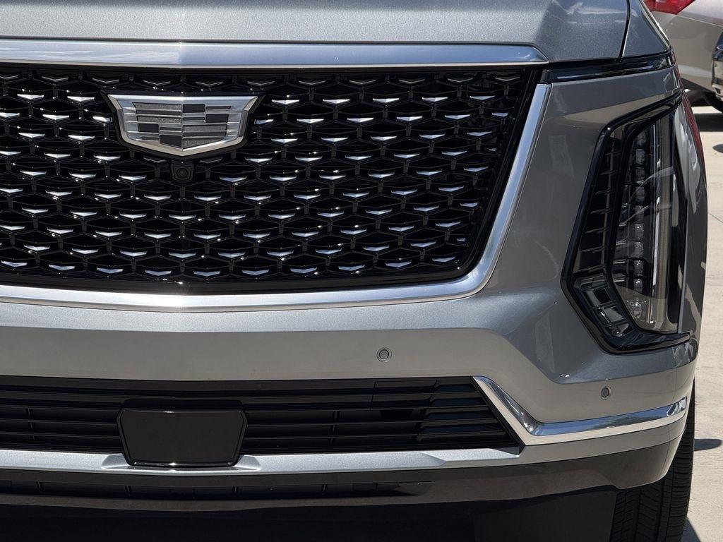 Cadillac Escalade Luxury Touring 4WD 2026