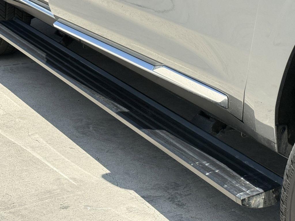 Cadillac Escalade Luxury Touring 4WD 2026