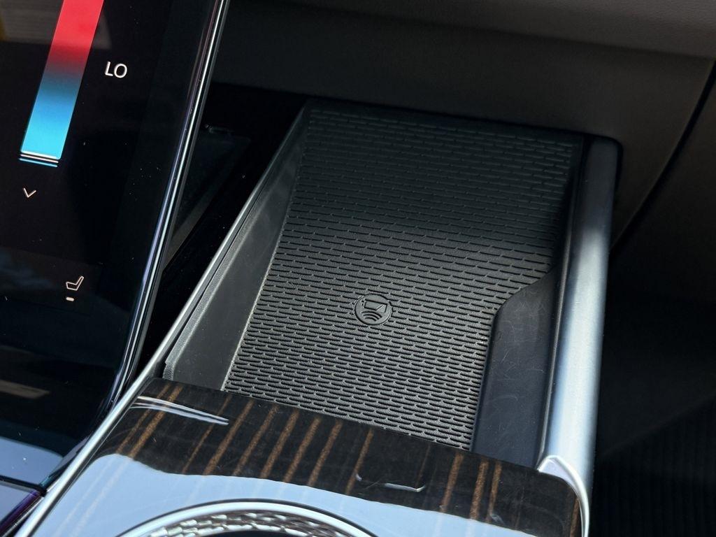 Cadillac Escalade Luxury Touring 4WD 2026