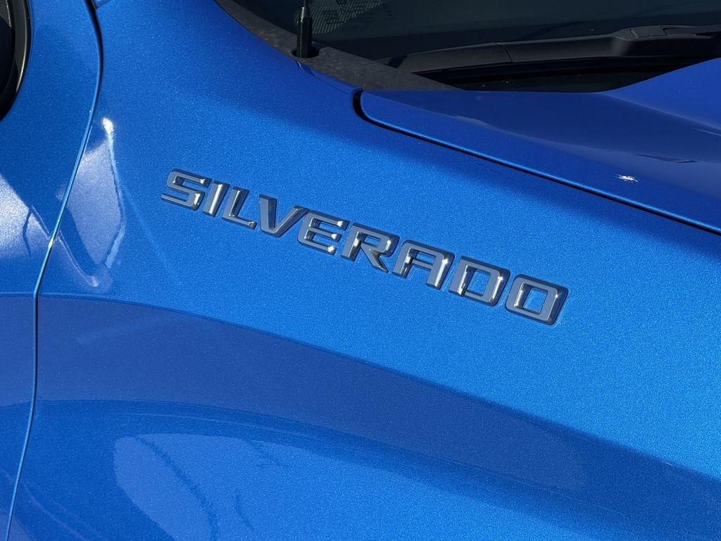 Chevrolet Silverado 1500 LT Crew Cab 2WD 2025