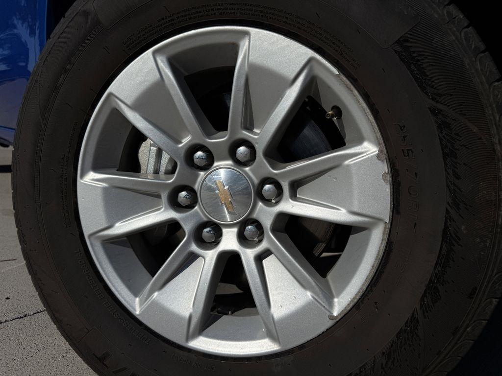 Chevrolet Silverado 1500 LT Crew Cab 2WD 2025