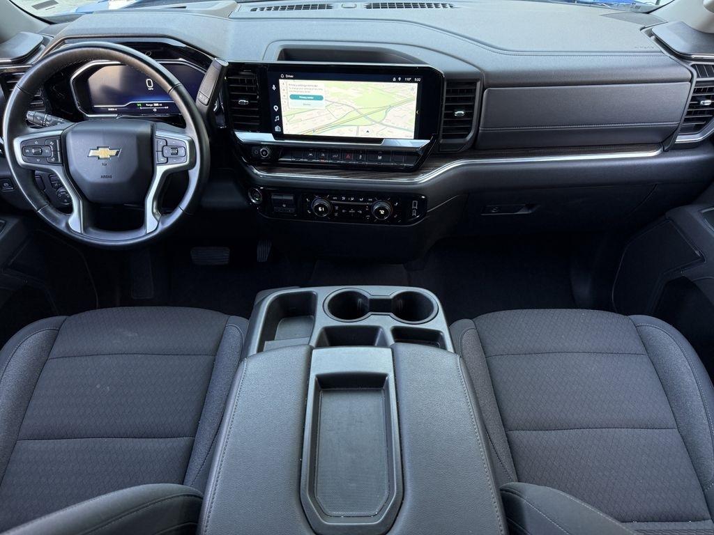 Chevrolet Silverado 1500 LT Crew Cab 2WD 2025