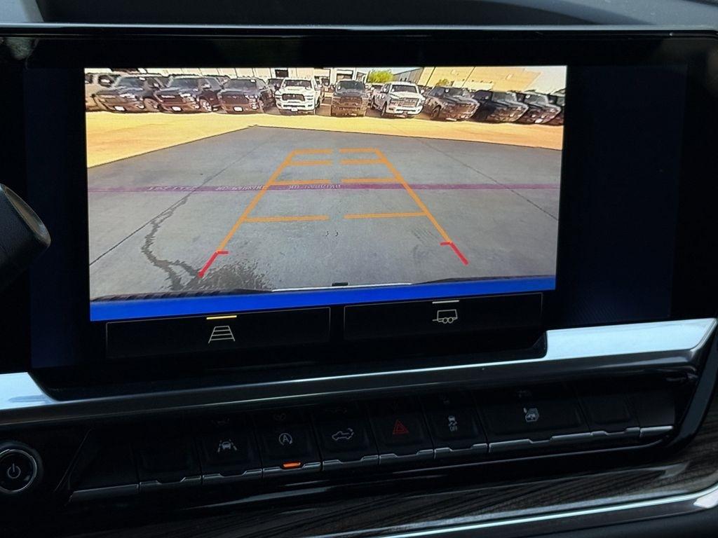 Chevrolet Silverado 1500 LT Crew Cab 2WD 2025