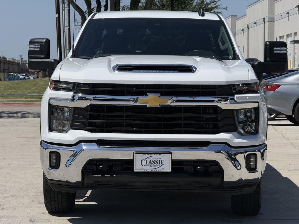 Chevrolet Silverado 2500HD LT Crew Cab Long Box 4WD 2025