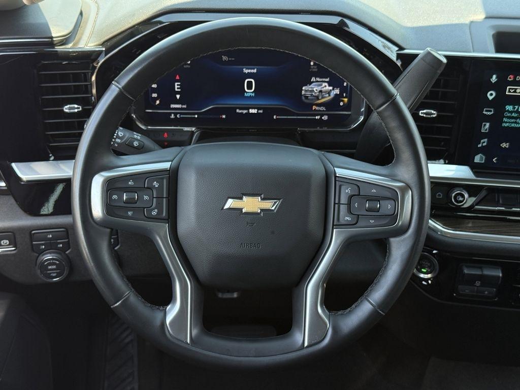 Chevrolet Silverado 2500HD LT Crew Cab Long Box 4WD 2025