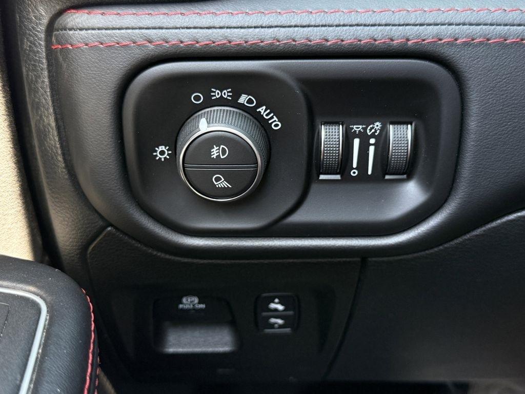 RAM 1500 TRX Crew Cab SB 4WD 2022