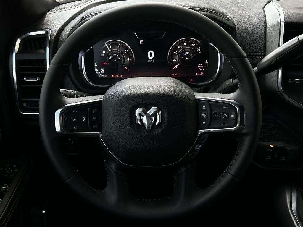 RAM 3500 Laramie Mega Cab 4WD DRW 2025