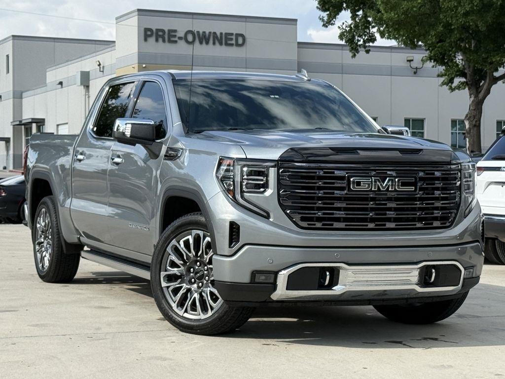 GMC Sierra 1500 Denali Ultimate Crew Cab 4WD 2025