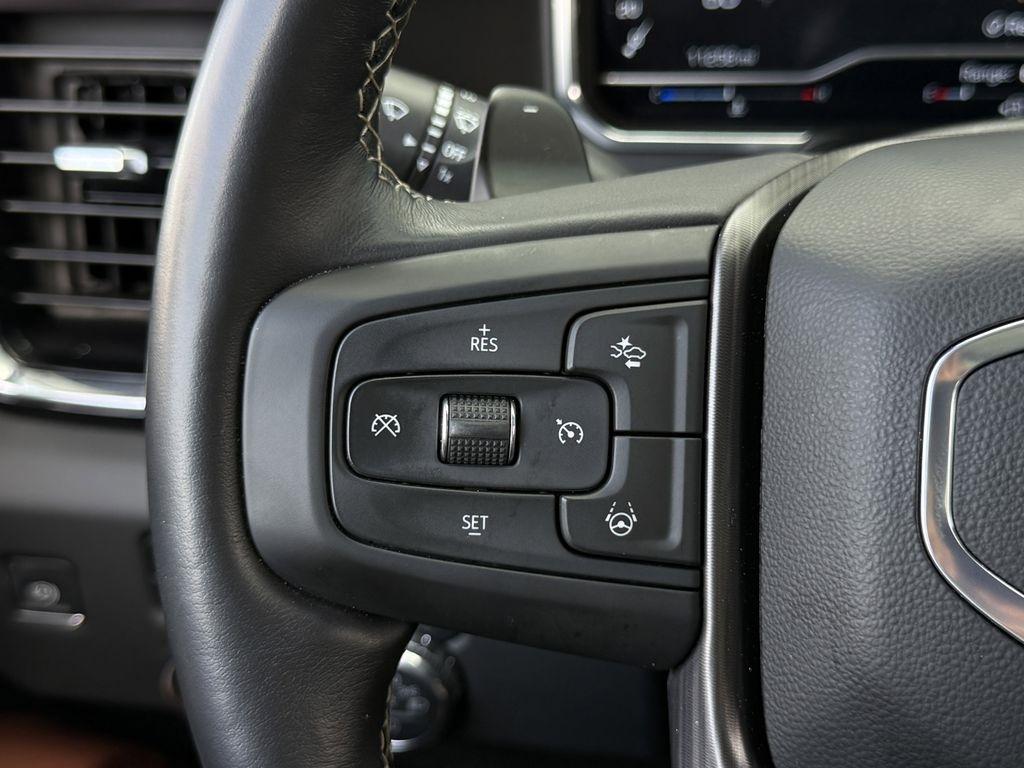 GMC Sierra 1500 Denali Ultimate Crew Cab 4WD 2025