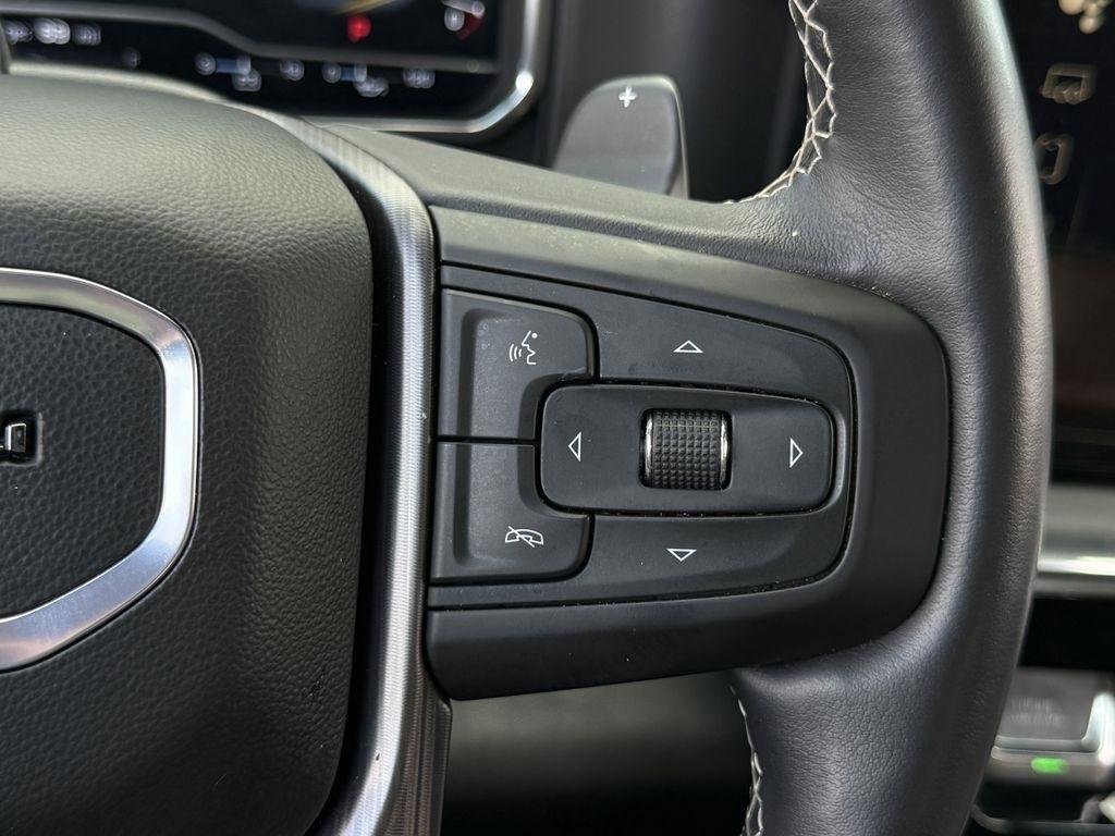 GMC Sierra 1500 Denali Ultimate Crew Cab 4WD 2025