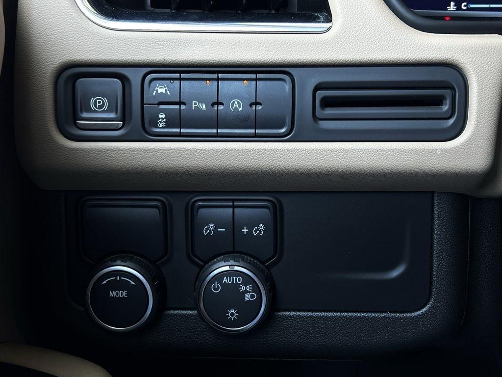 Chevrolet Tahoe Premier 2023