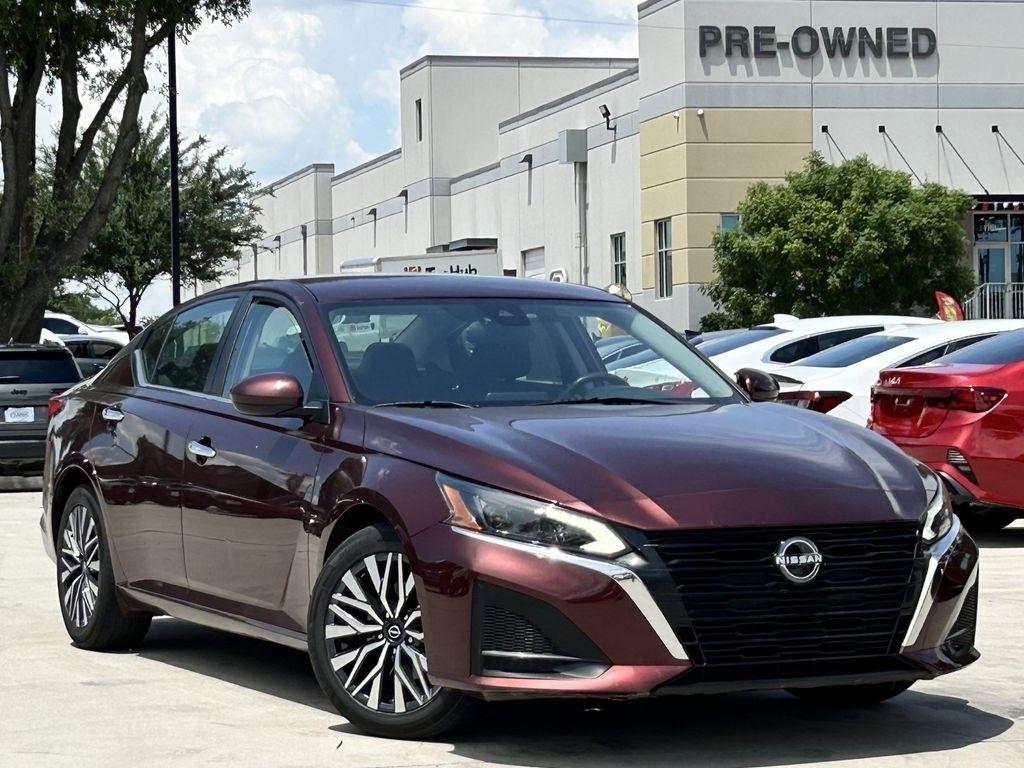 Nissan Altima 2.5 SV 2023