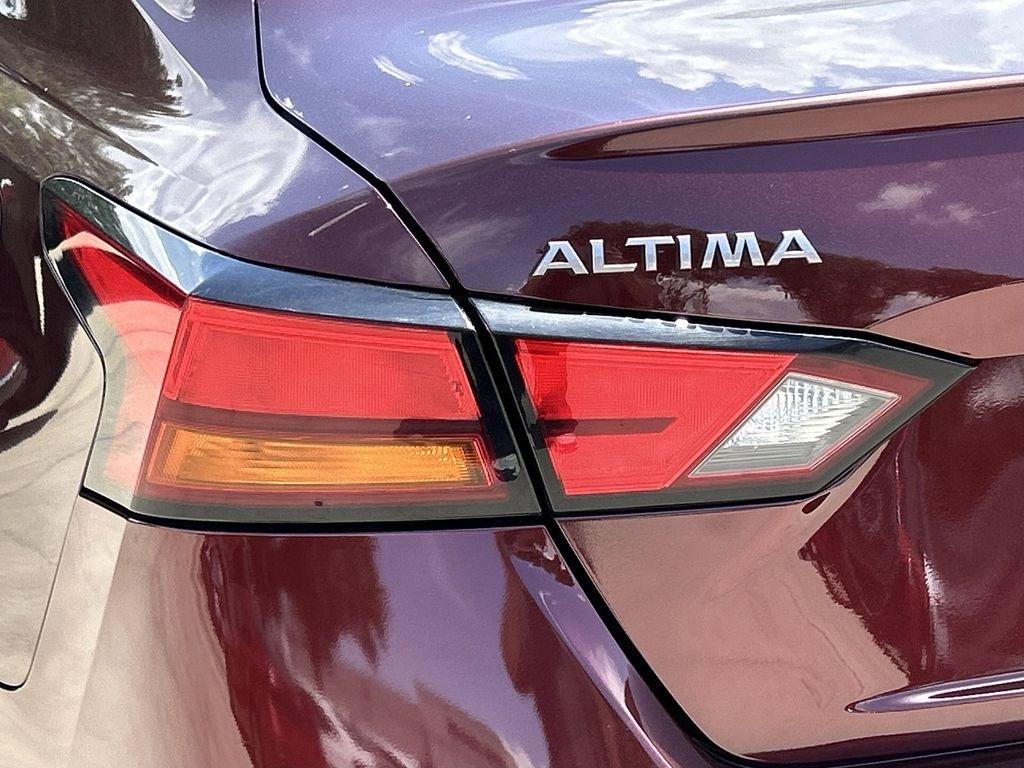 Nissan Altima 2.5 SV 2023