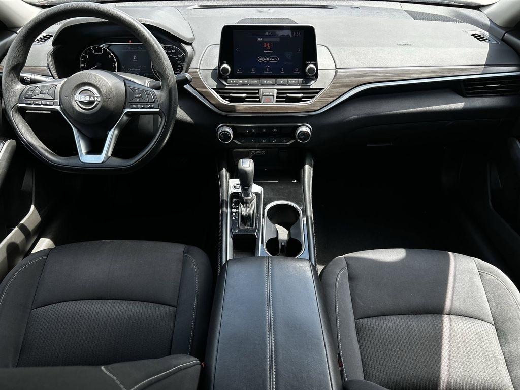 Nissan Altima 2.5 SV 2023