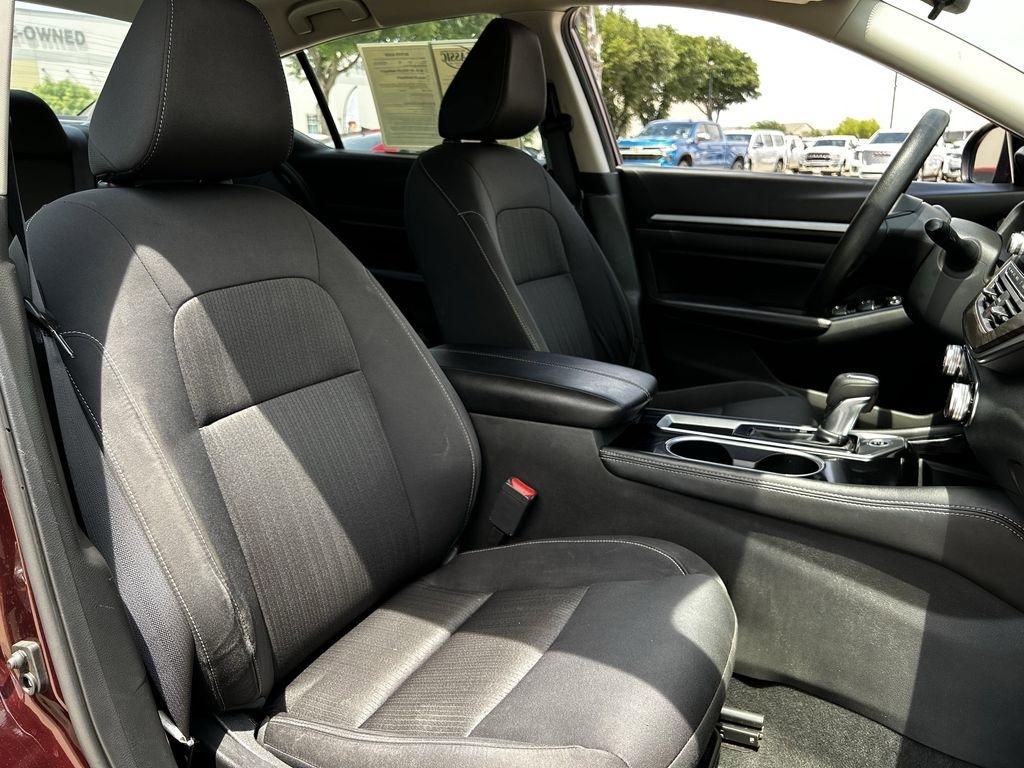 Nissan Altima 2.5 SV 2023