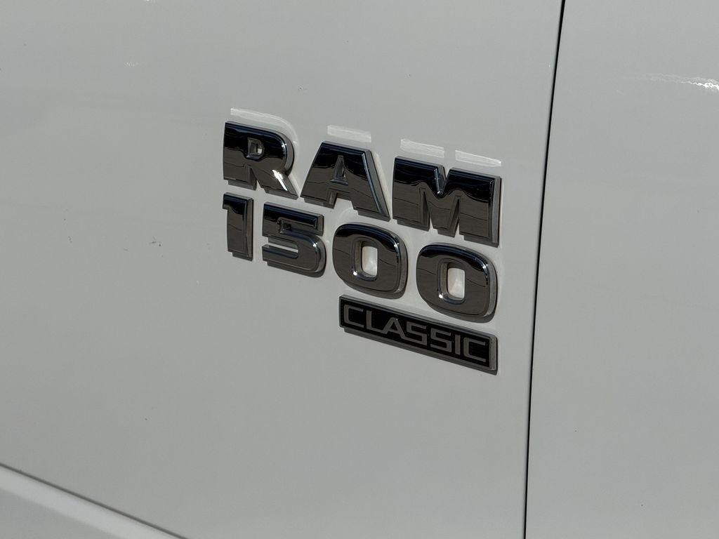 RAM 1500 SLT Crew Cab SWB 4WD 2023