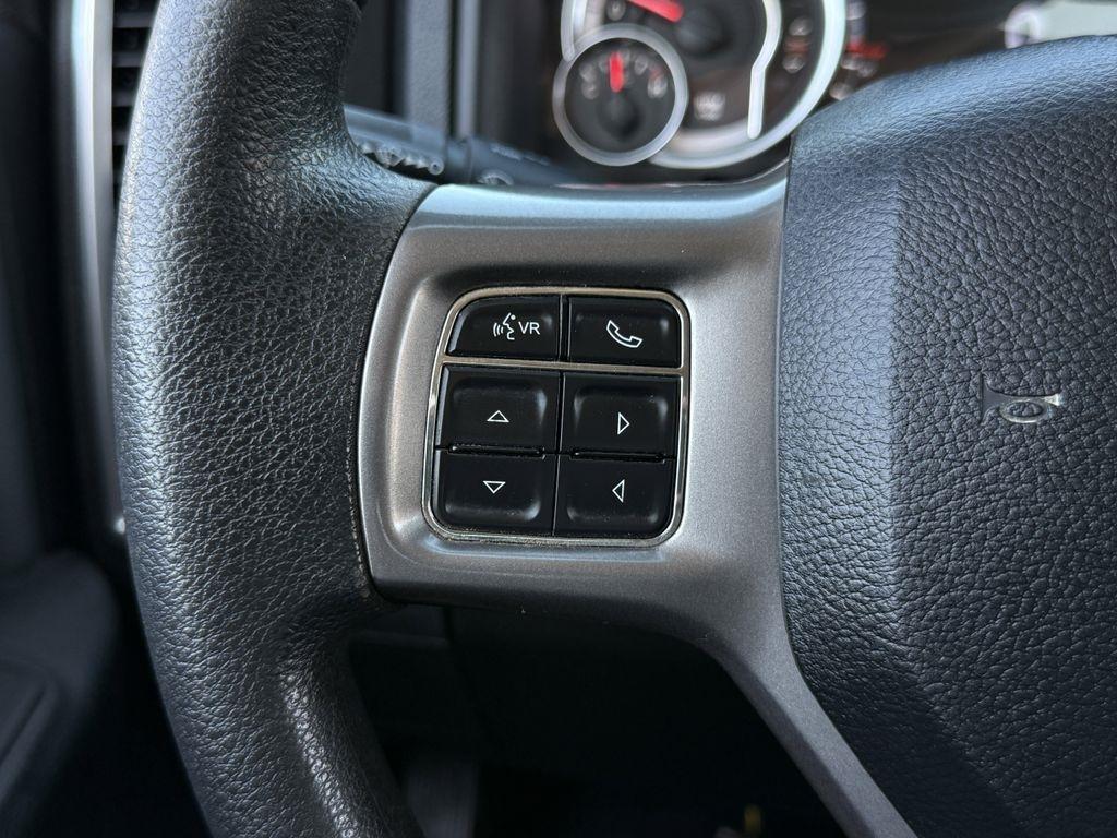 RAM 1500 SLT Crew Cab SWB 4WD 2023