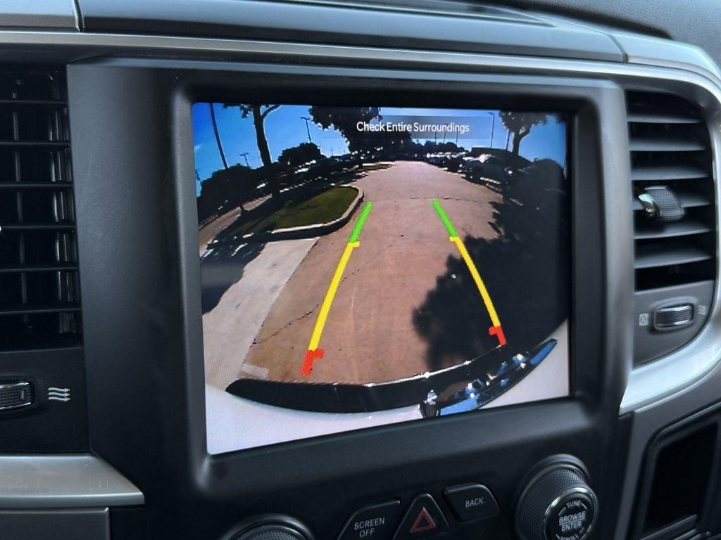 RAM 1500 SLT Crew Cab SWB 4WD 2023