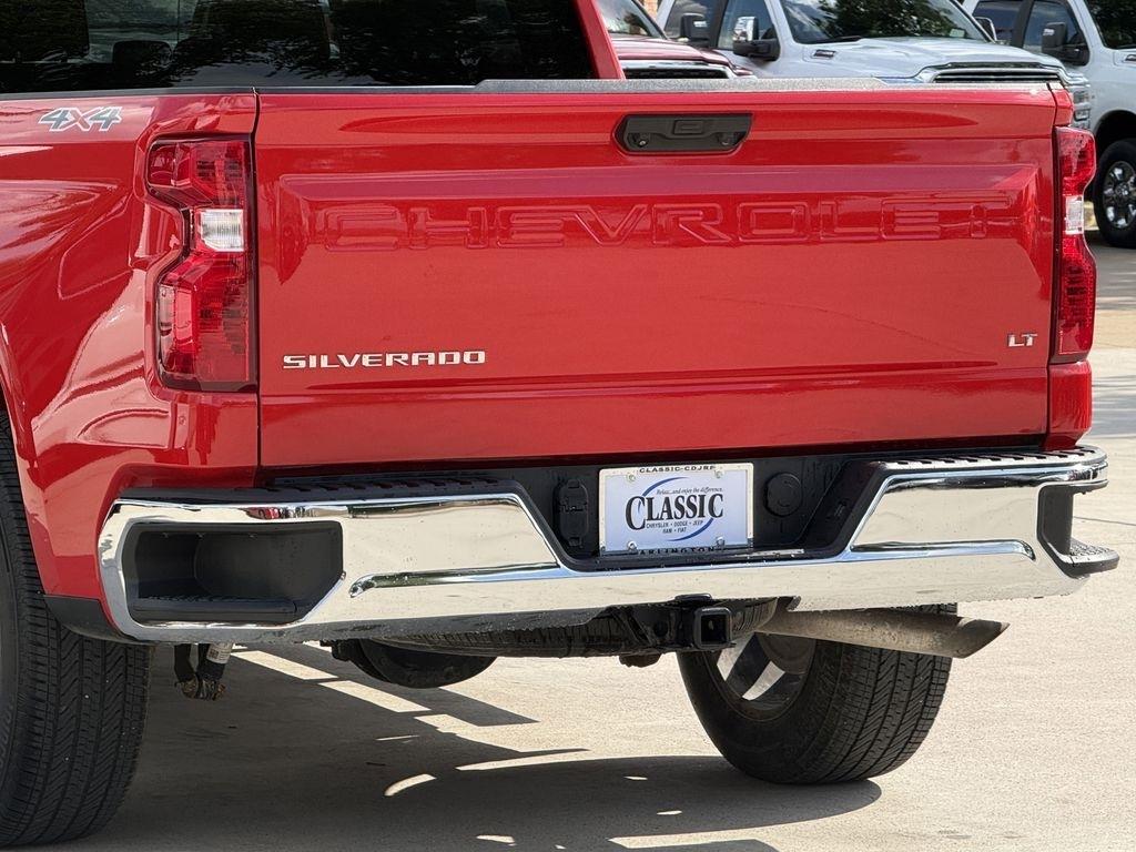 Chevrolet Silverado 1500 LT-L Crew Cab 4WD 2023