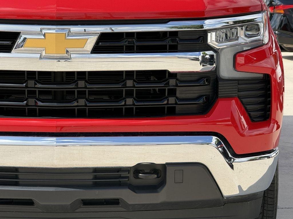 Chevrolet Silverado 1500 LT-L Crew Cab 4WD 2023