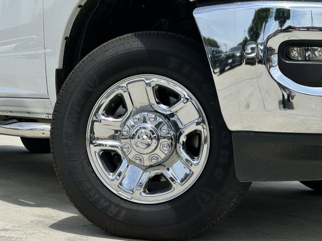 RAM 2500 Tradesman Crew Cab 4WD 2025