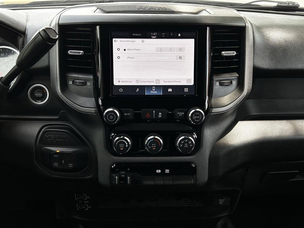 RAM 2500 Tradesman Crew Cab 4WD 2025