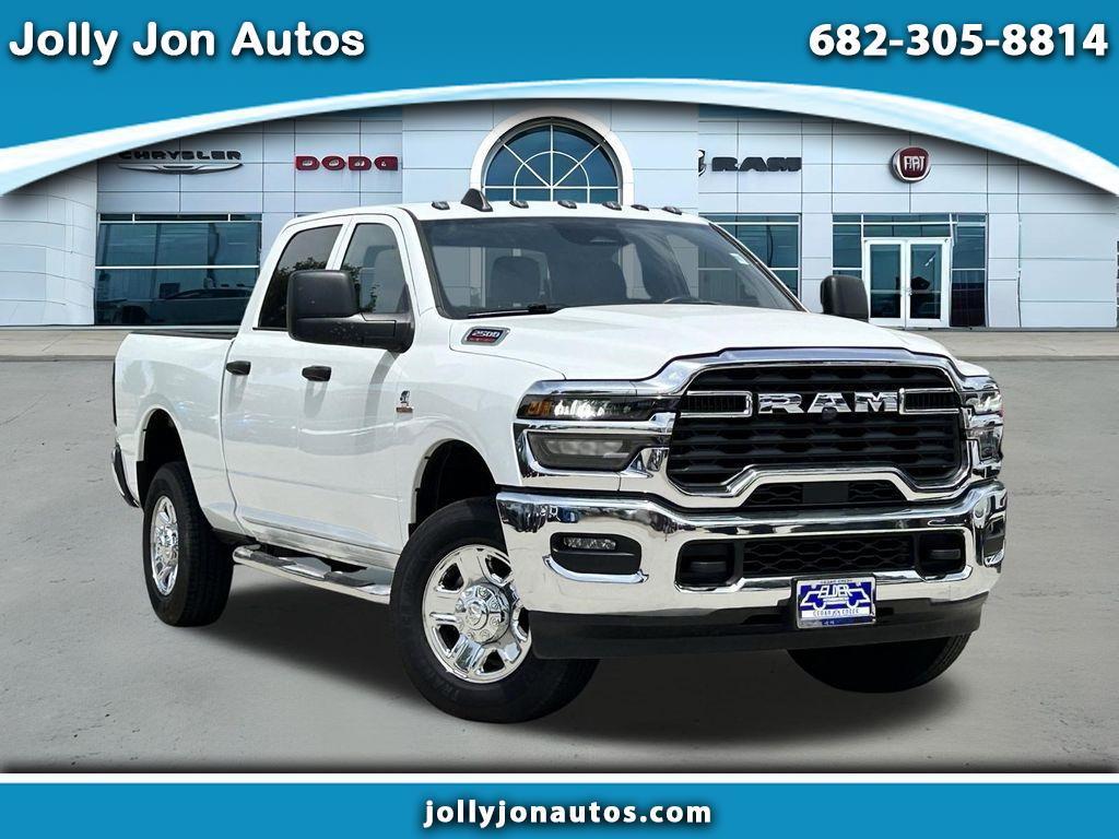 RAM 2500 Tradesman Crew Cab 4WD 2025