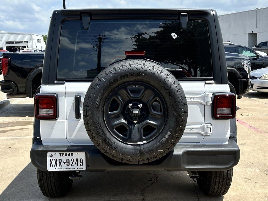 Jeep Wrangler Sport 2026