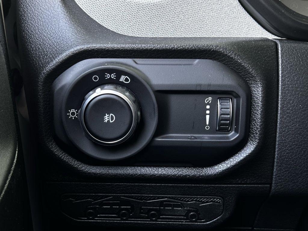 Jeep Wrangler Sport 2026