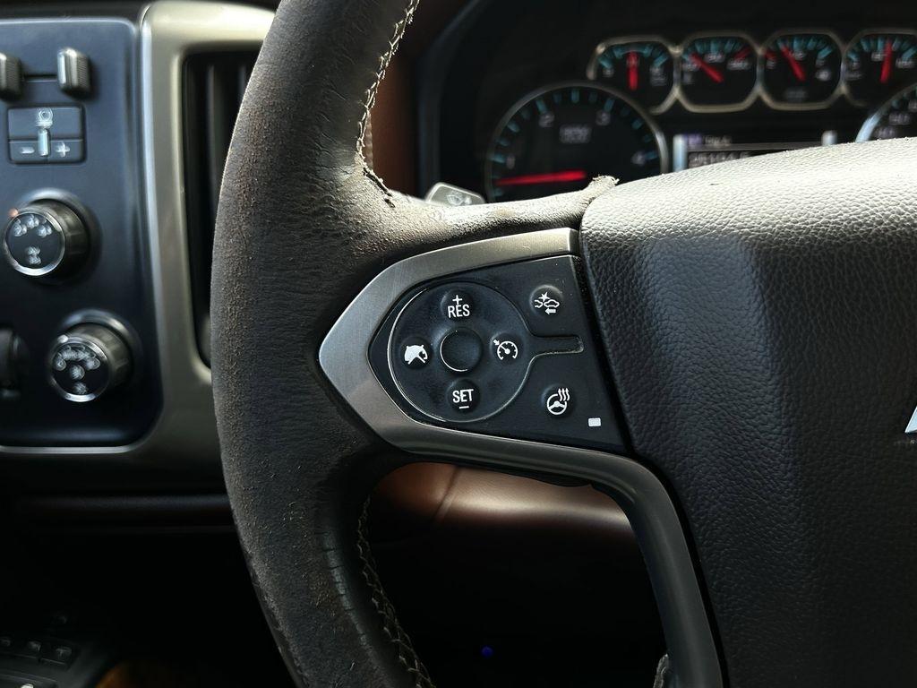 Chevrolet Silverado 2500HD LT Crew Cab 4WD 2015