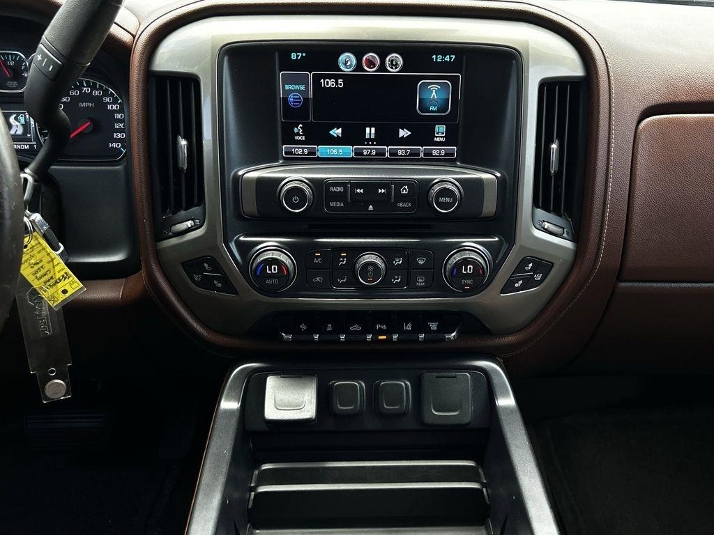 Chevrolet Silverado 2500HD LT Crew Cab 4WD 2015