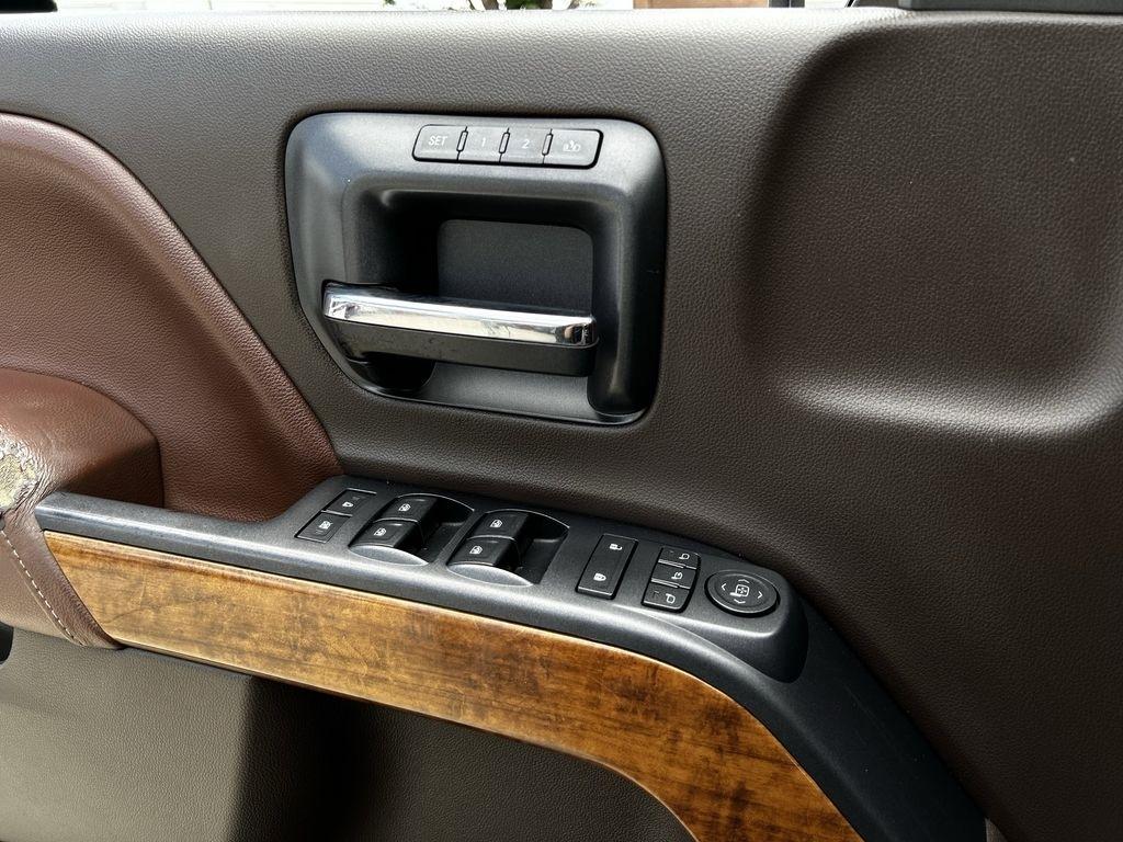 Chevrolet Silverado 2500HD LT Crew Cab 4WD 2015