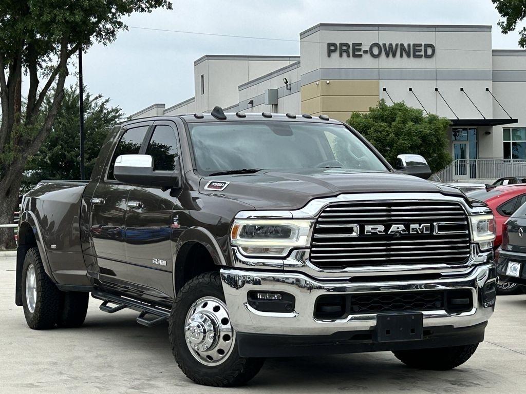 RAM 3500 Laramie Mega Cab 4WD DRW 2019