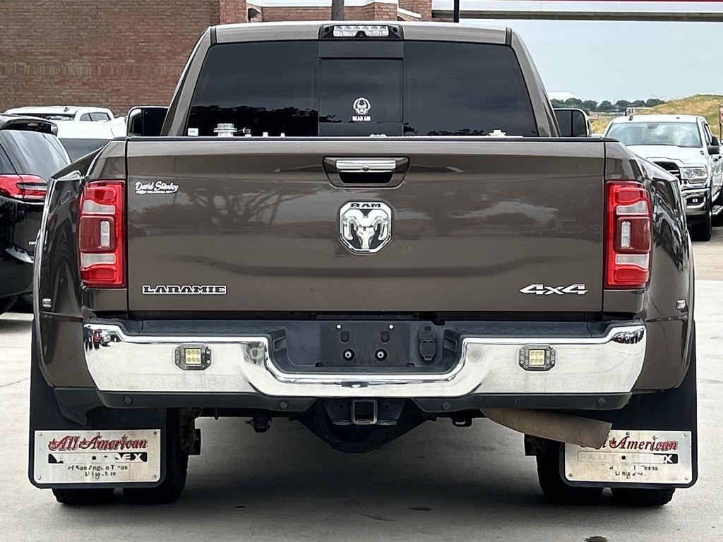 RAM 3500 Laramie Mega Cab 4WD DRW 2019