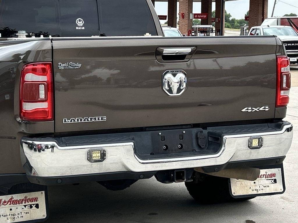 RAM 3500 Laramie Mega Cab 4WD DRW 2019