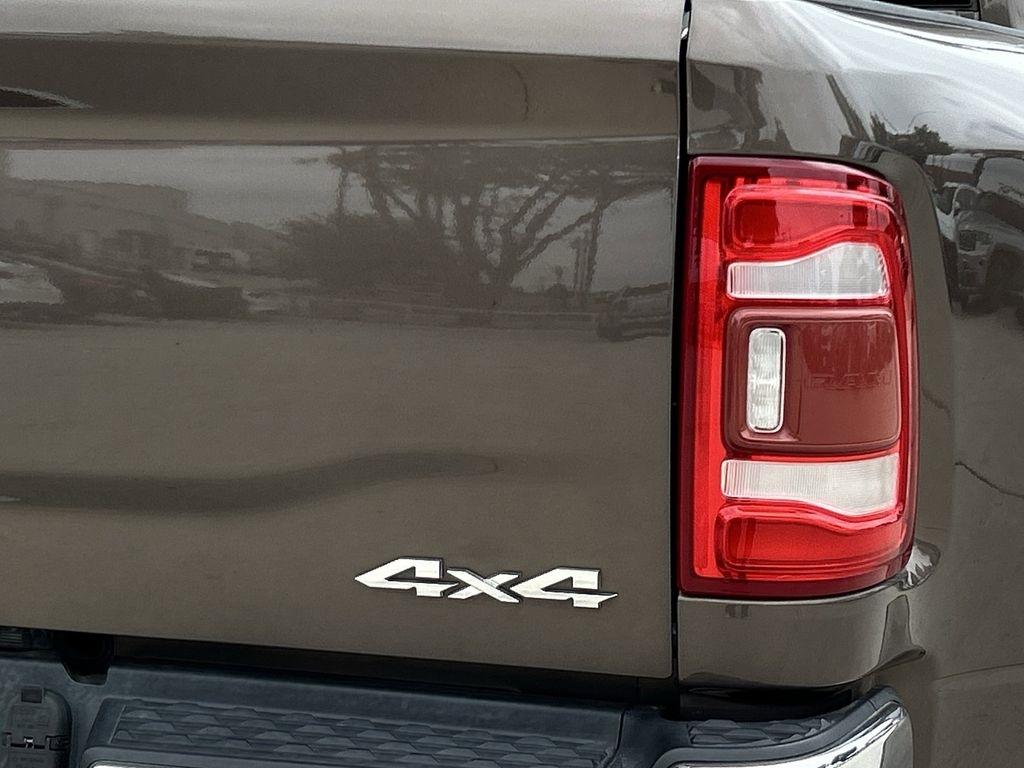 RAM 3500 Laramie Mega Cab 4WD DRW 2019